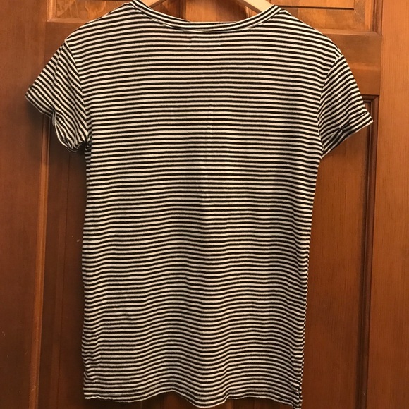 black and white striped t-shirt - Picture 2 of 2